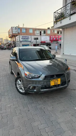 Mitsubishi RVR 2.0 2011 Gray