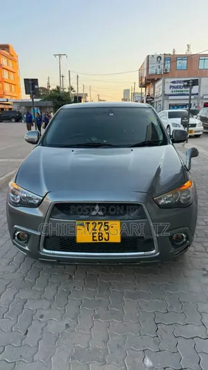 Mitsubishi RVR 2.0 2011 Gray