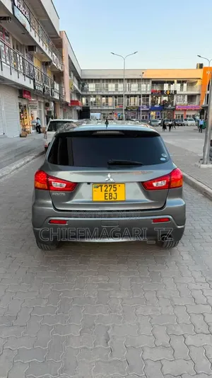 Mitsubishi RVR 2.0 2011 Gray