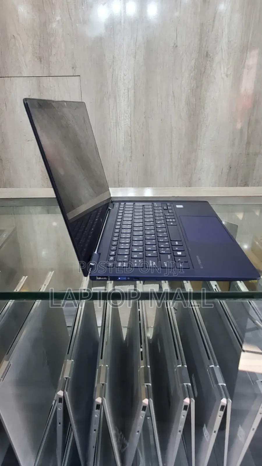 Laptop HP Dragonfly G2 16GB Intel Core i7 SSD 256GB