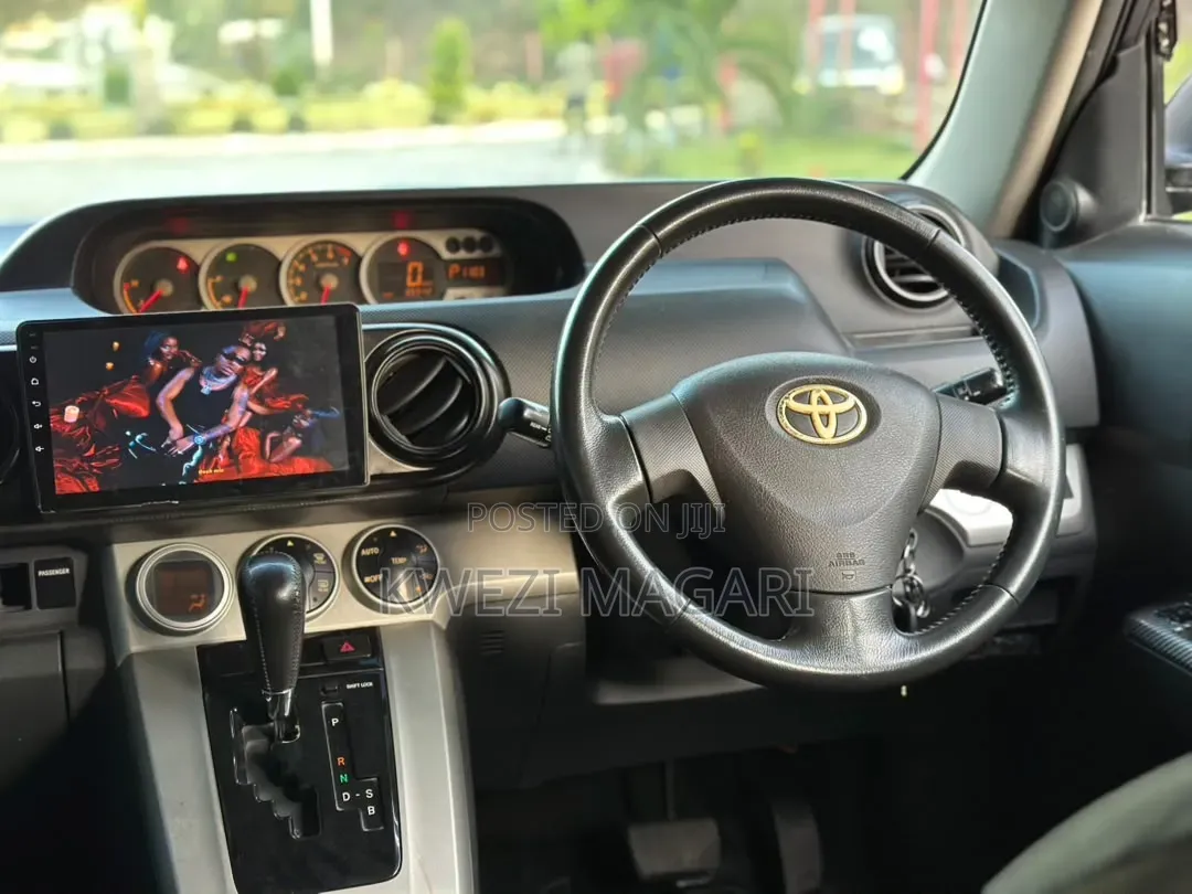 Toyota Corolla Rumion 2008 Black