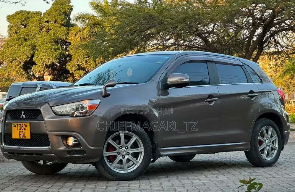 Mitsubishi RVR 2010 Gray