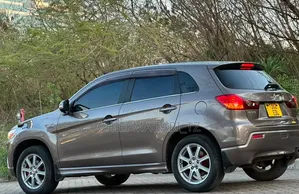 Mitsubishi RVR 2010 Gray