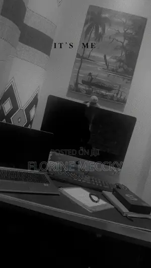 Desktop Computer Apple iMac 8GB Intel Core i5 HDD 1T