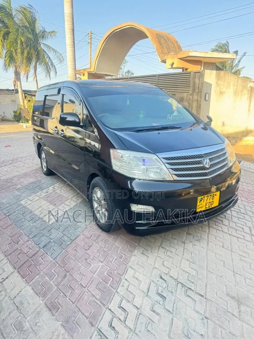 Toyota Alphard 2004 Black