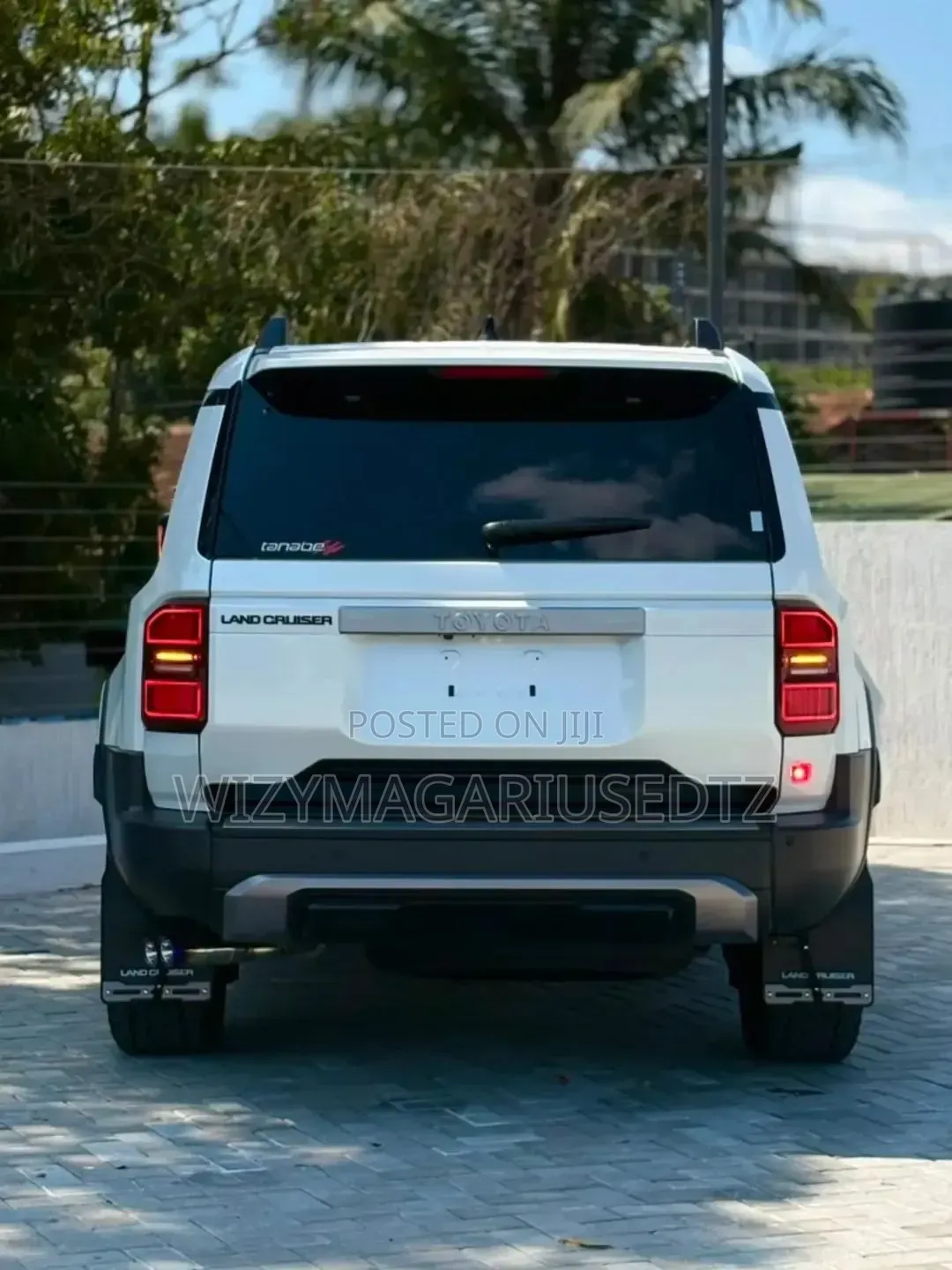 Toyota Land Cruiser Prado 2025 White