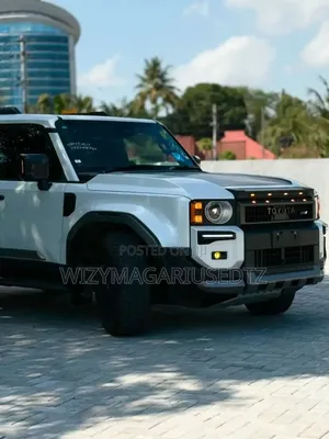Toyota Land Cruiser Prado 2024 White