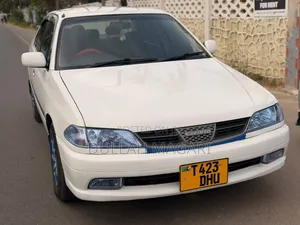 Toyota Carina 2001 White