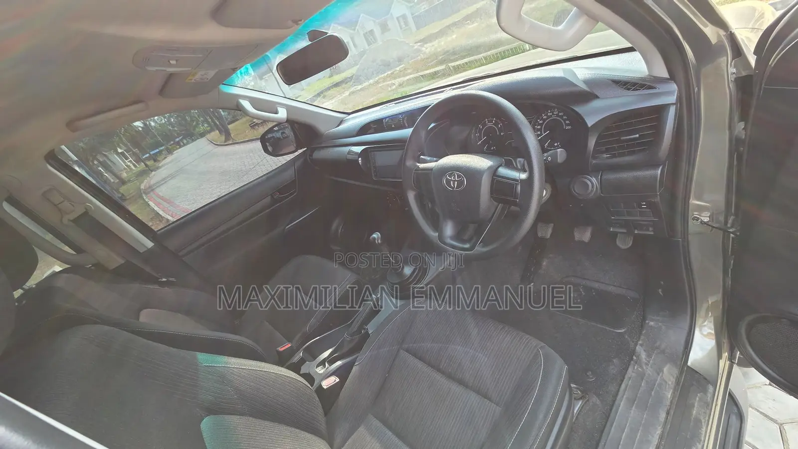 Toyota Hilux 2021 Gray