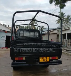 Toyota Land Cruiser 1986 Black