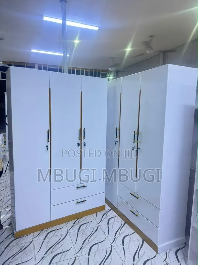 Kabati Za Nguo Mpya Kubwa