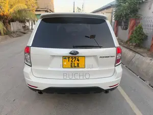 Subaru Forester 2009 White