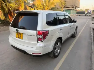 Subaru Forester 2009 White