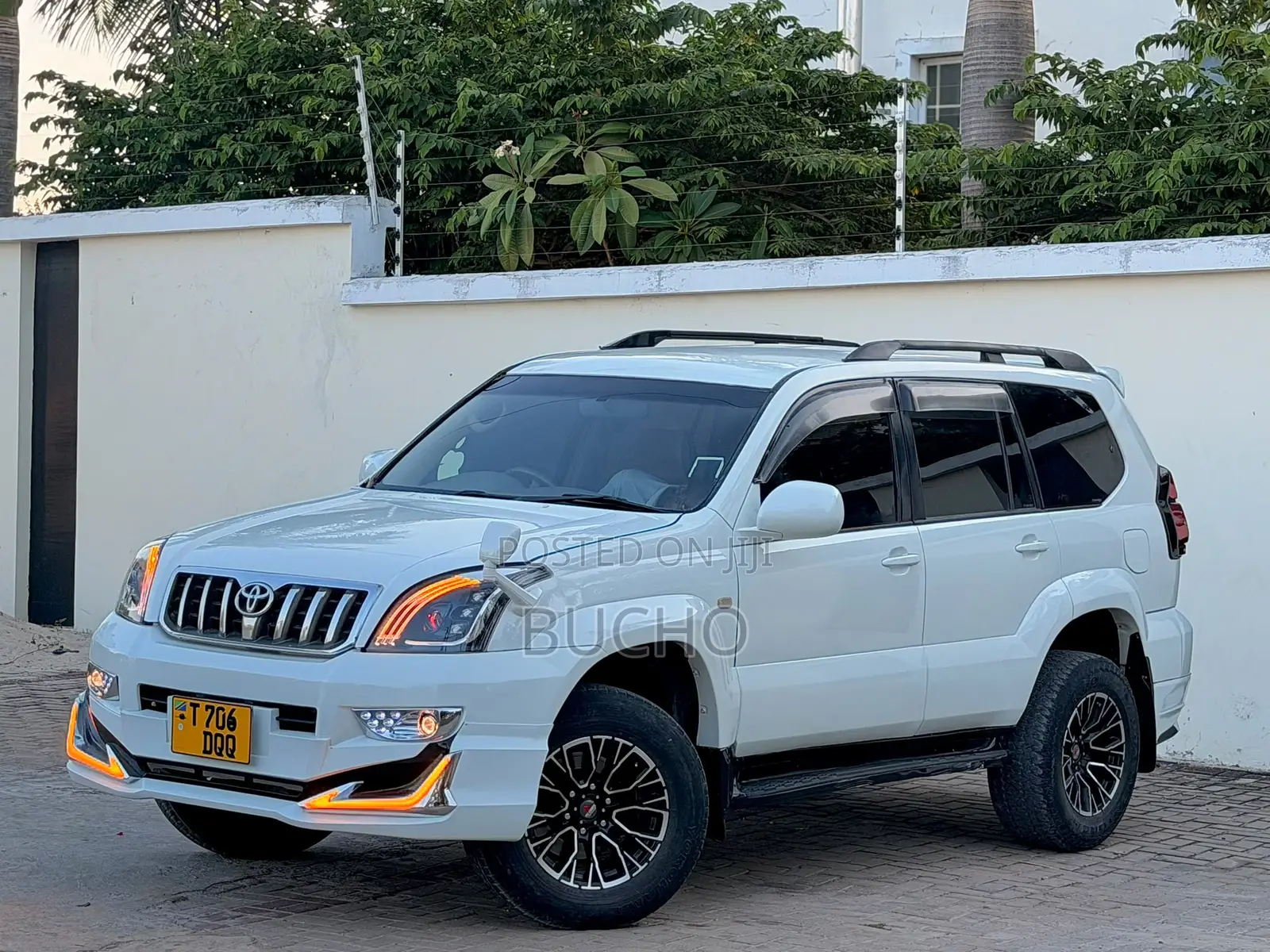 Toyota Land Cruiser Prado 2007 White