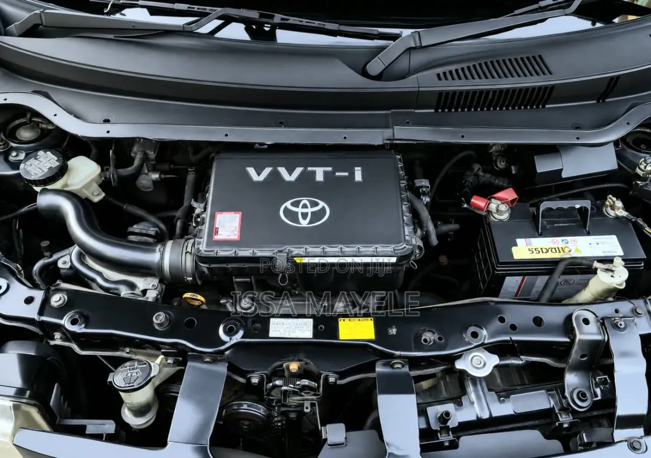 Toyota bB 2011 Black