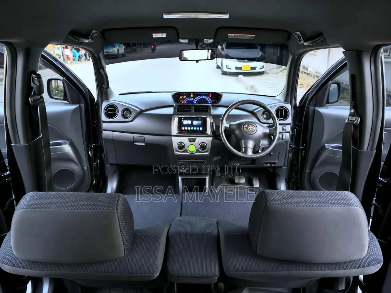 Toyota bB 2011 Black