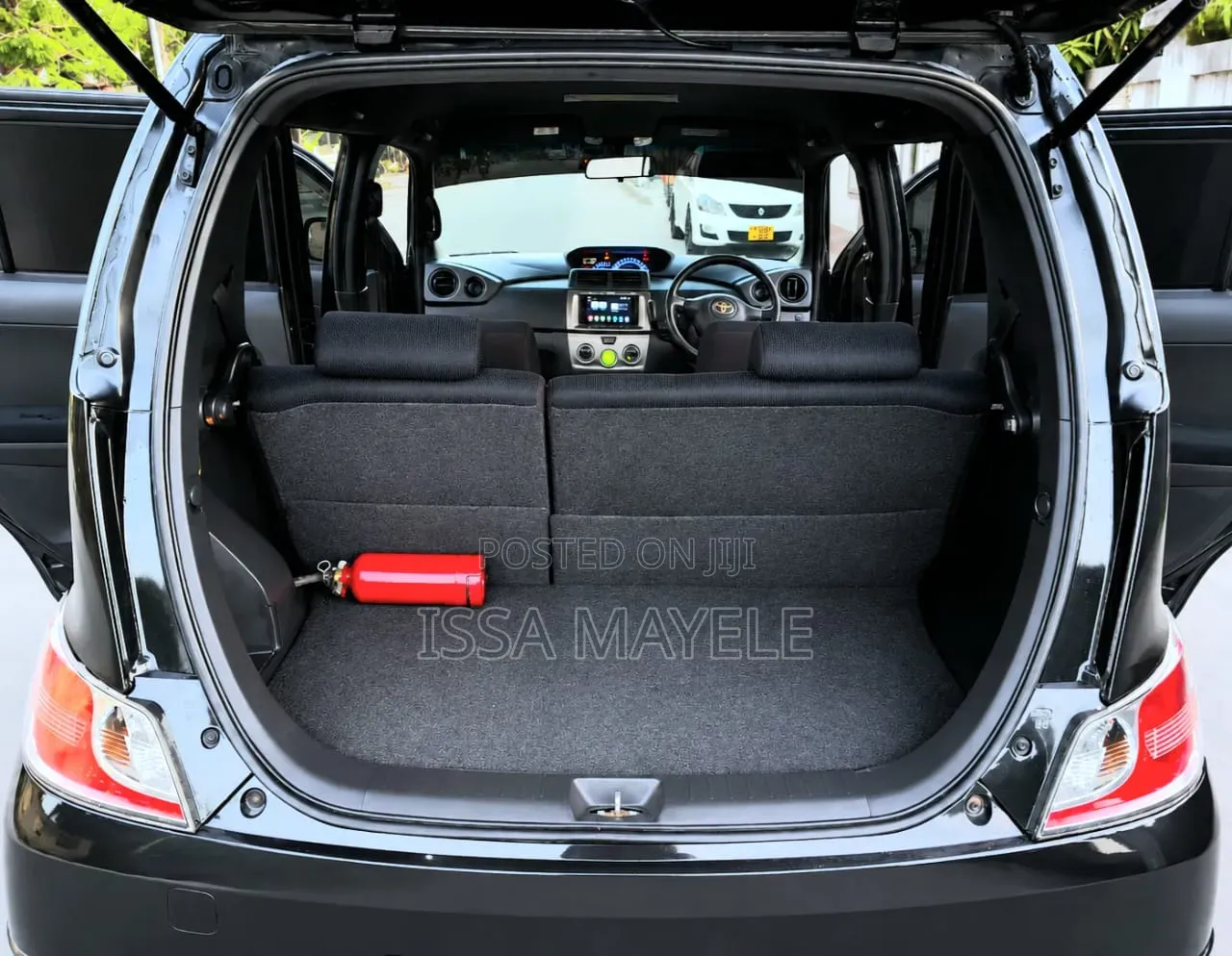 Toyota bB 2011 Black