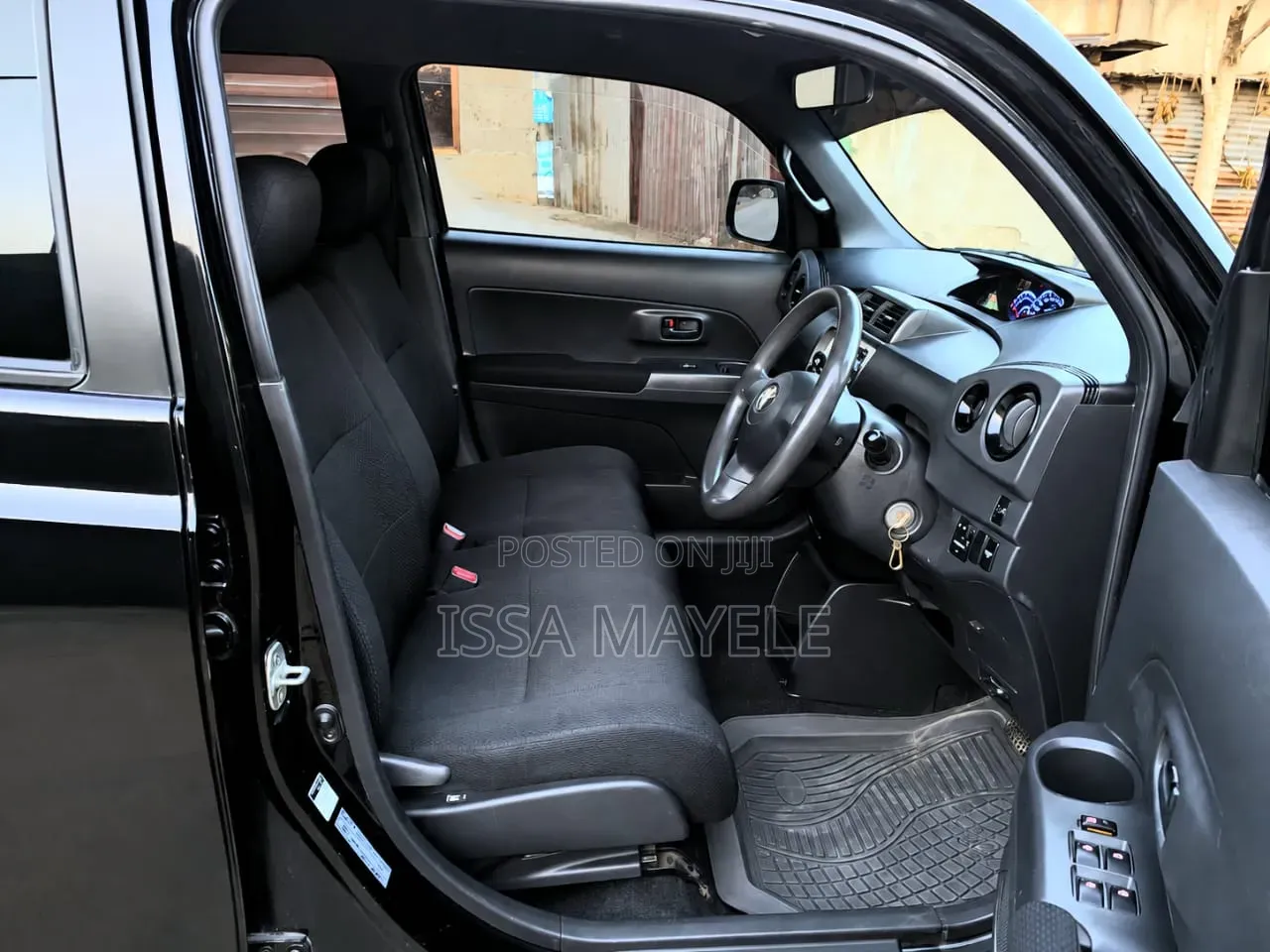 Toyota bB 2011 Black