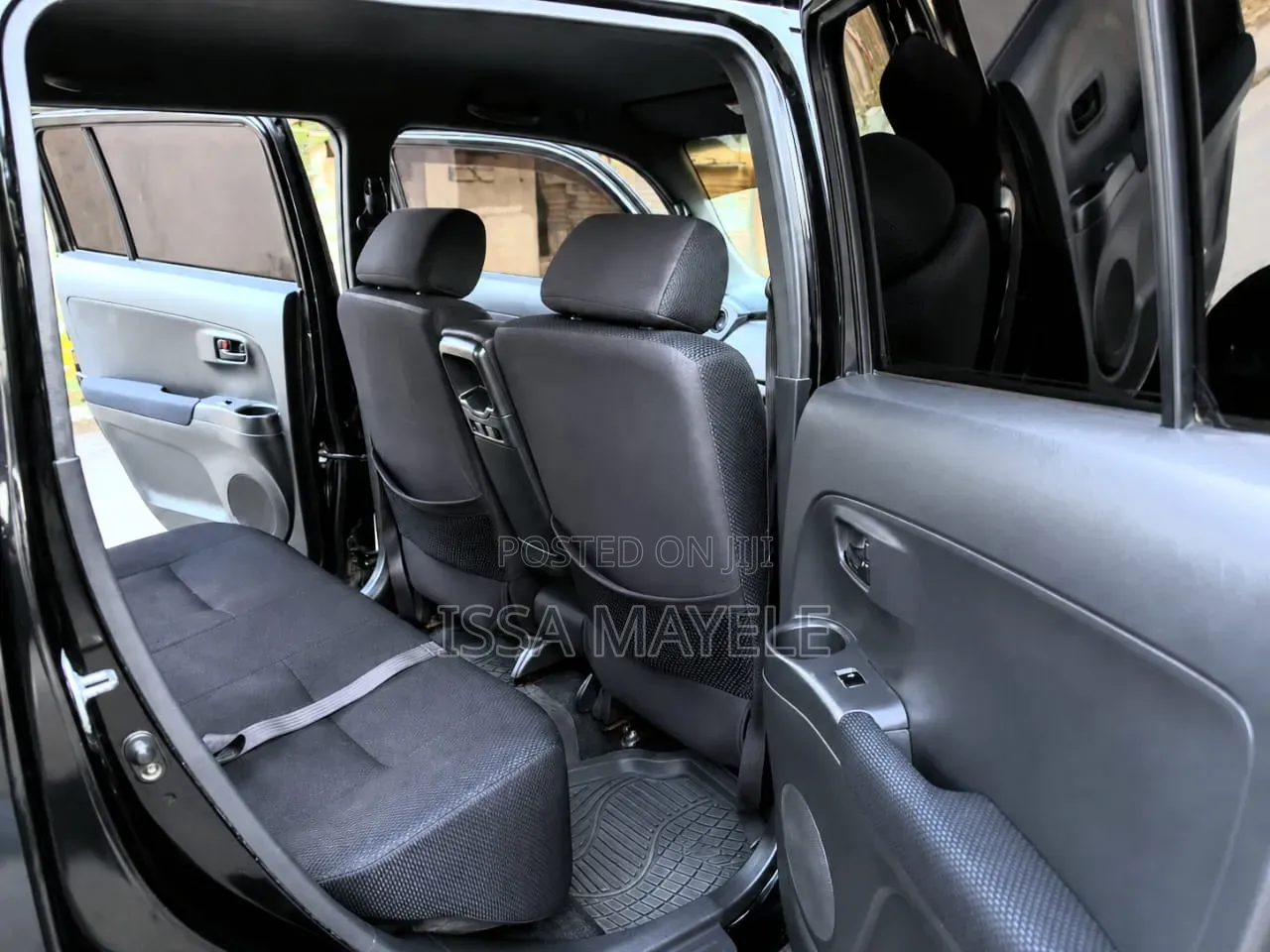 Toyota bB 2011 Black
