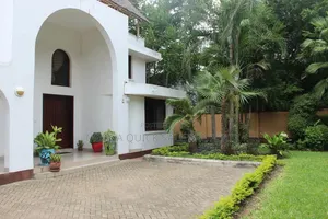 5bdrm Apartment in Masaki for sale