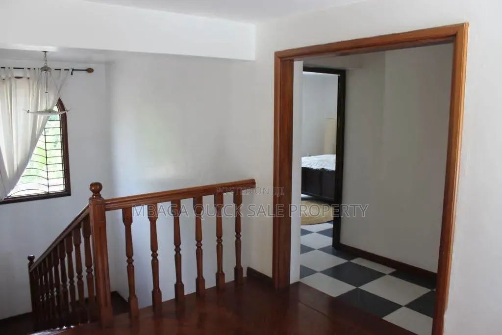 5bdrm Apartment in Masaki for sale