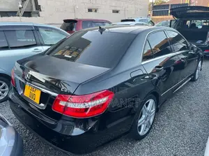 Mercedes-Benz E250 2010 Black