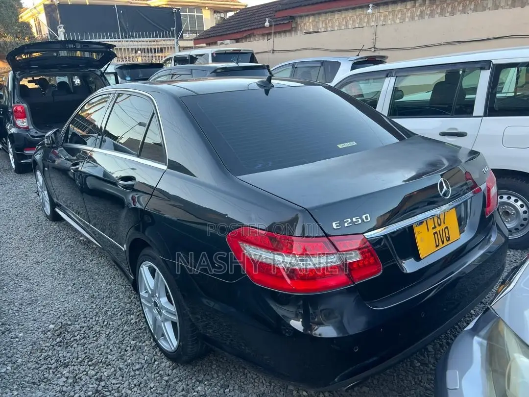 Mercedes-Benz E250 2010 Black