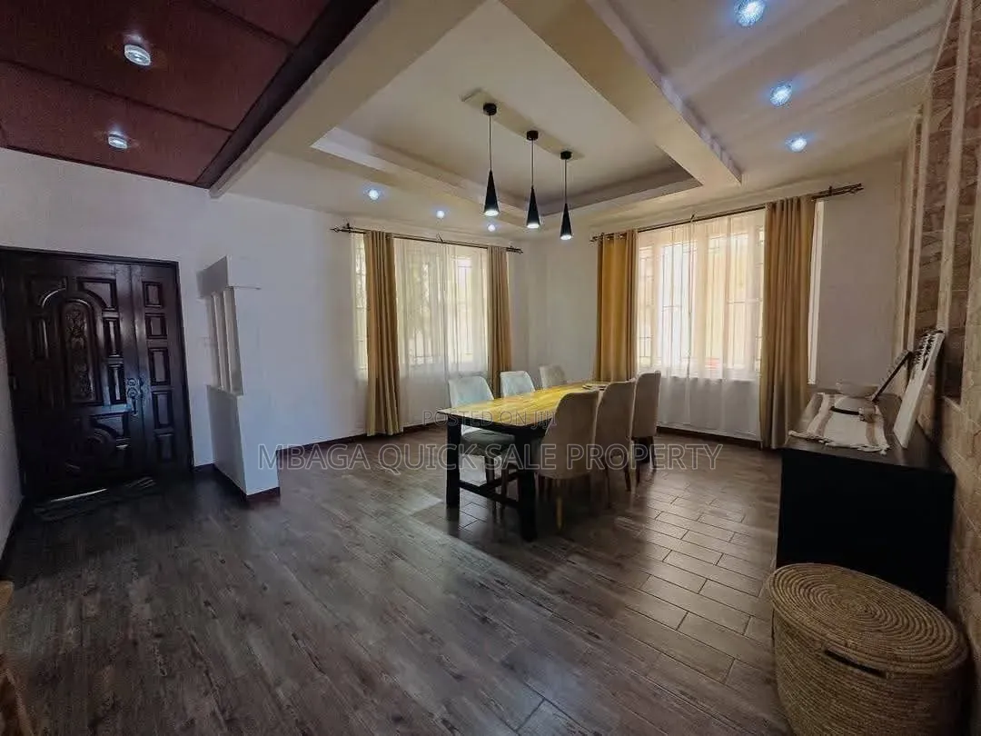 3bdrm Apartment in Mikocheni for sale