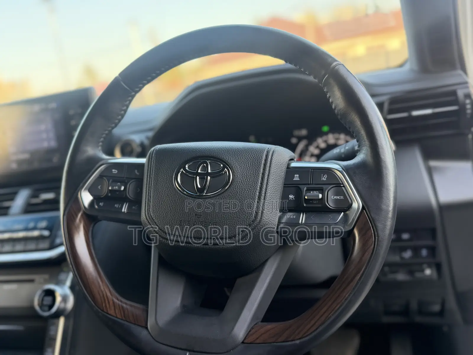 Toyota Land Cruiser 3.5 Petrol 4WD 2022 White