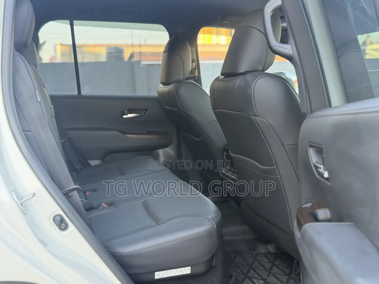 Toyota Land Cruiser 3.5 Petrol 4WD 2022 White