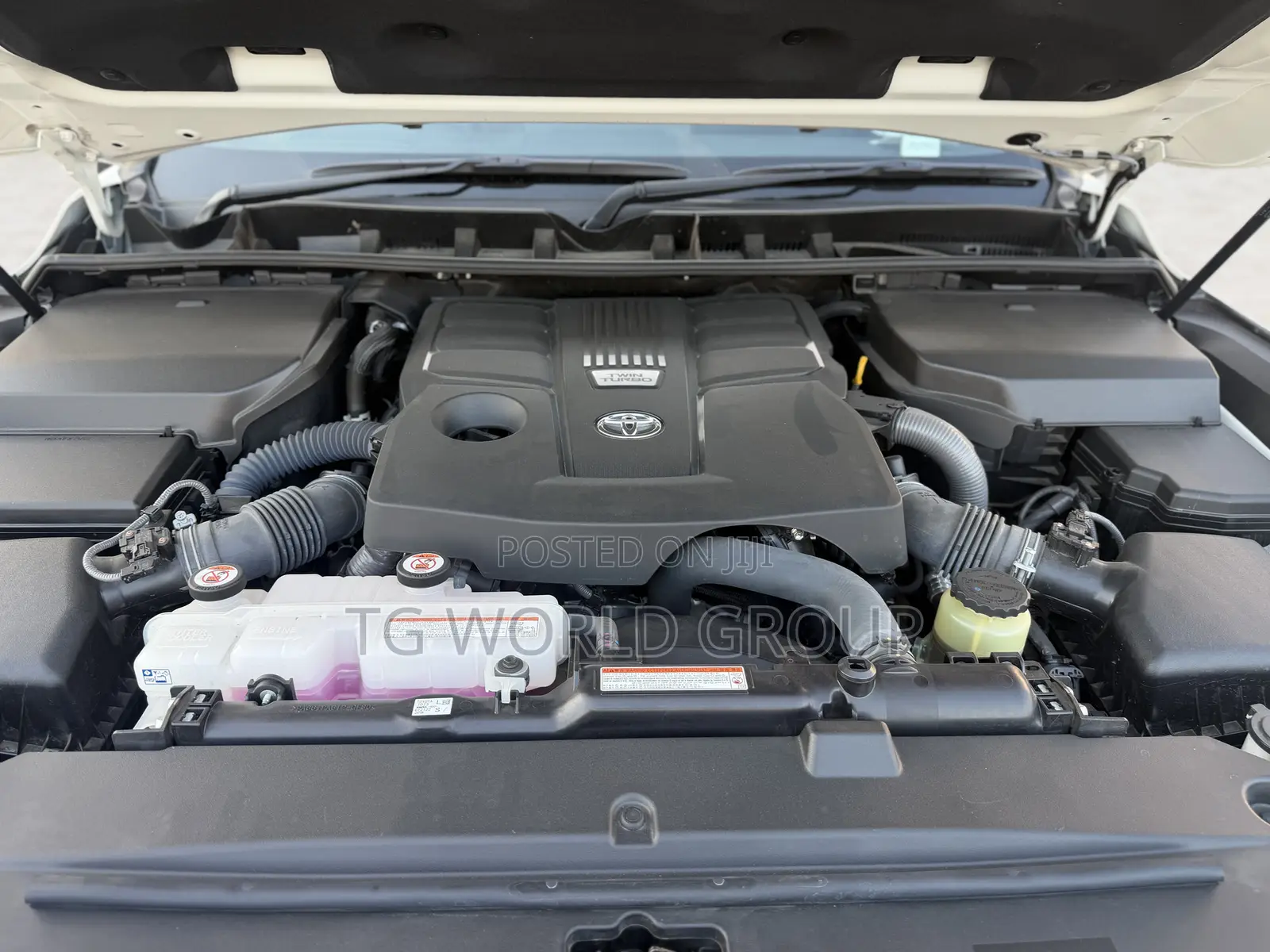 Toyota Land Cruiser 3.5 Petrol 4WD 2022 White