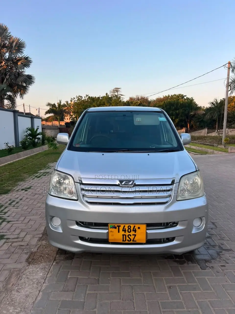 Toyota Noah 2008 Silver