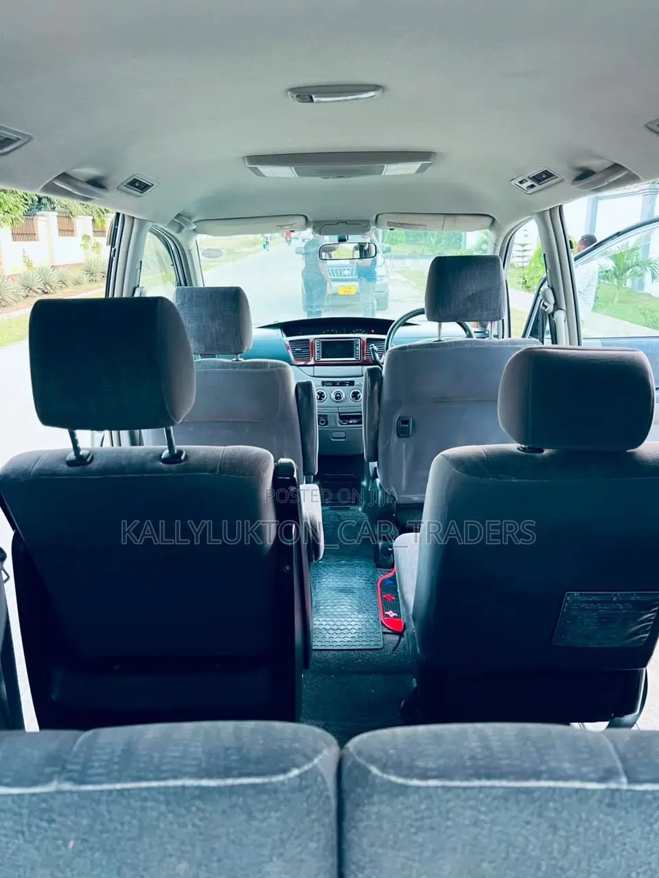 Toyota Noah 2008 Silver