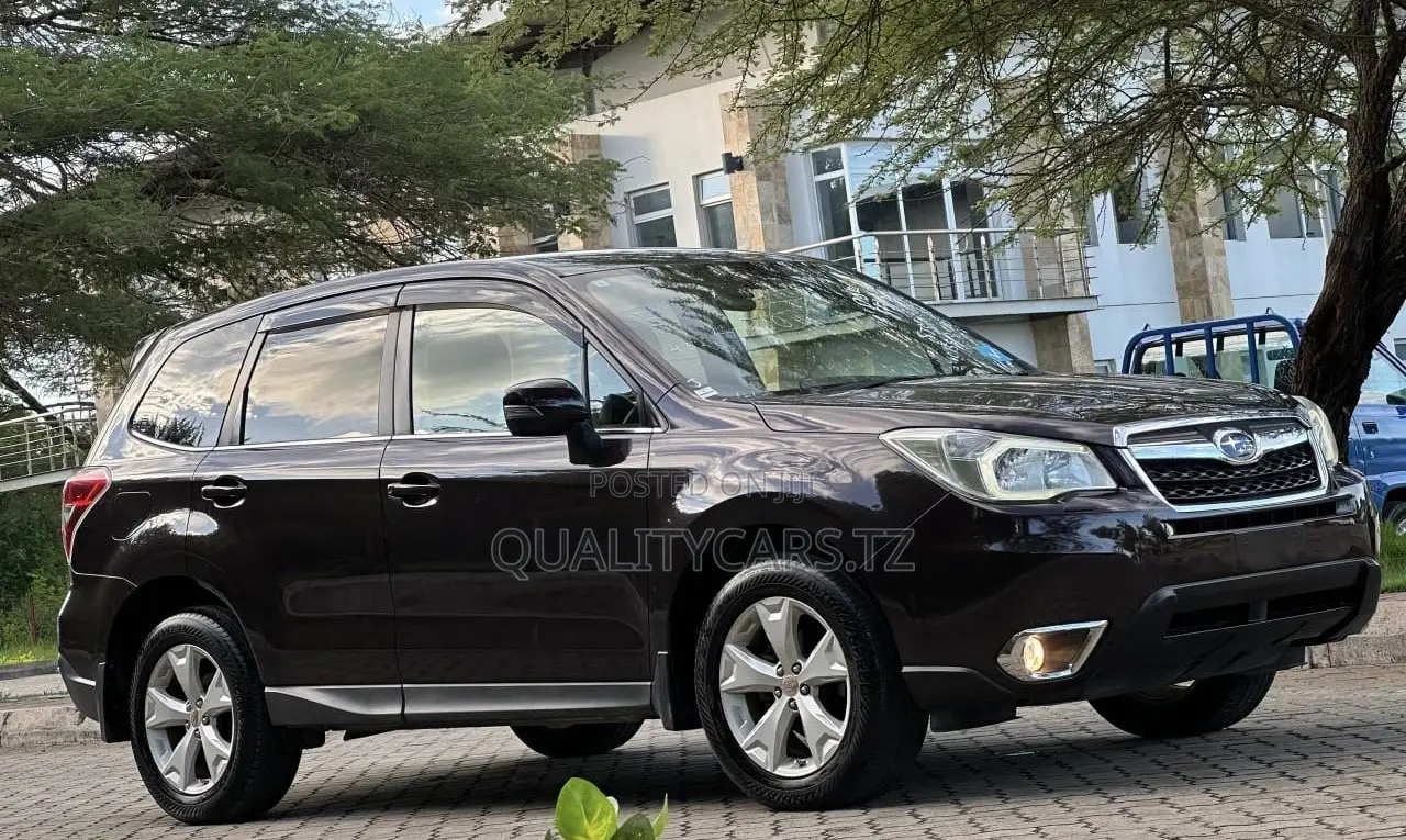 Subaru Forester 2013 Maroon
