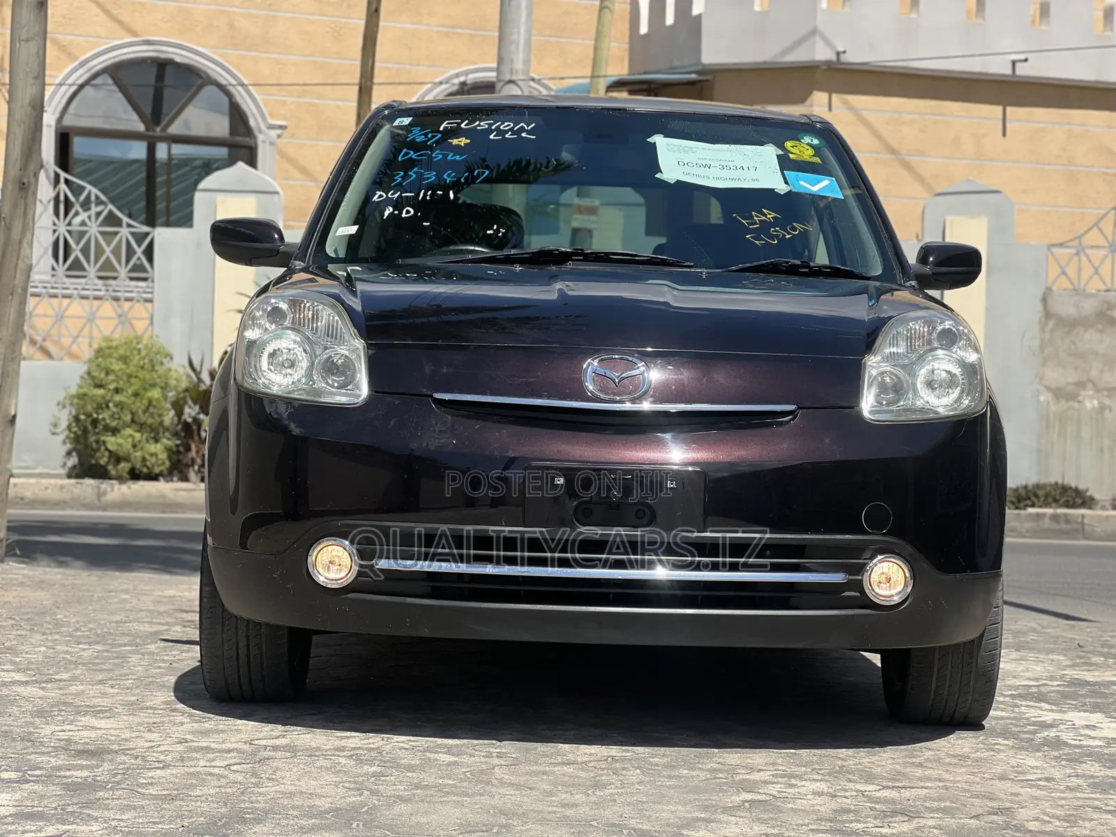Mazda Verisa 2011 Maroon