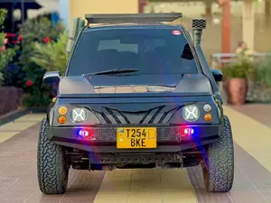 Suzuki Escudo 2000 Black