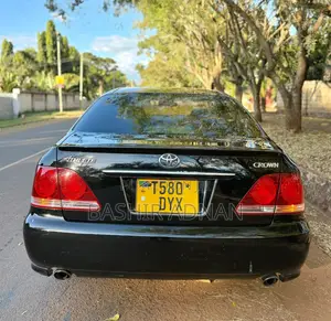 Toyota Crown 2005 Black