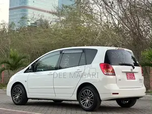 Toyota Corolla 2005 White