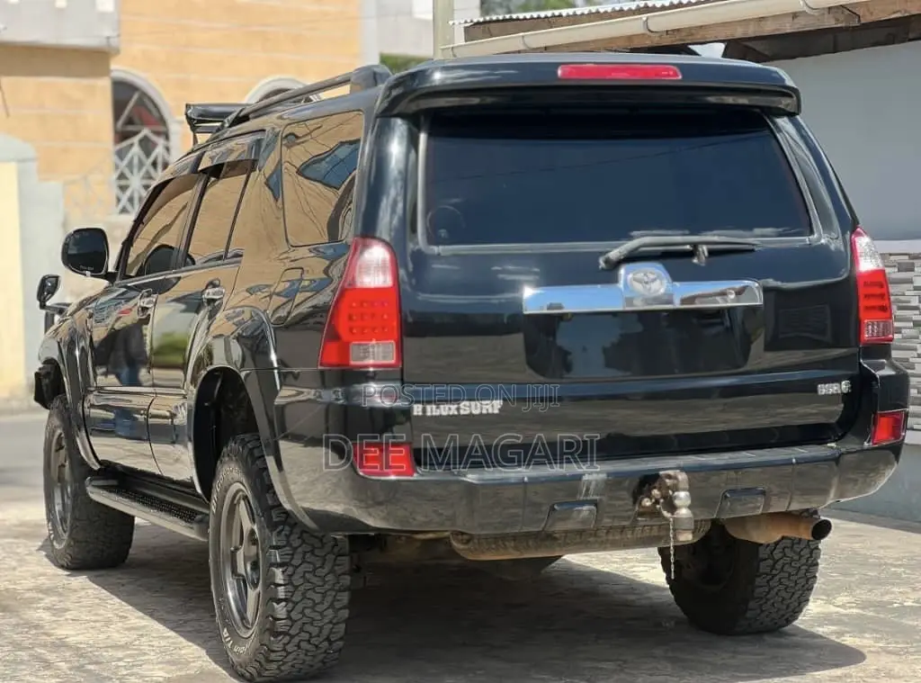 Toyota Hilux Surf 2005 Black