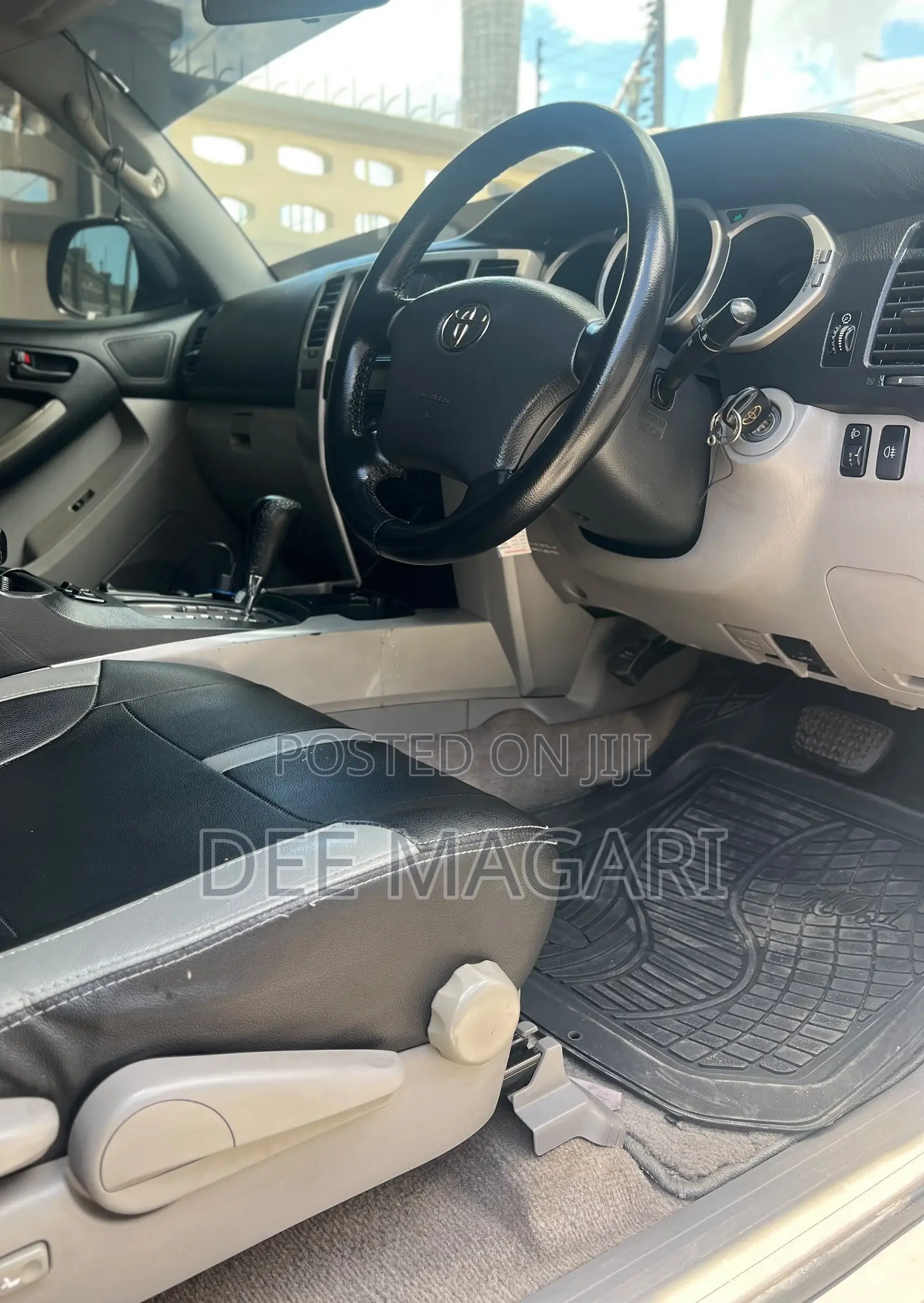 Toyota Hilux Surf 2005 Black