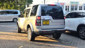 Land Rover Discovery 2012 Silver