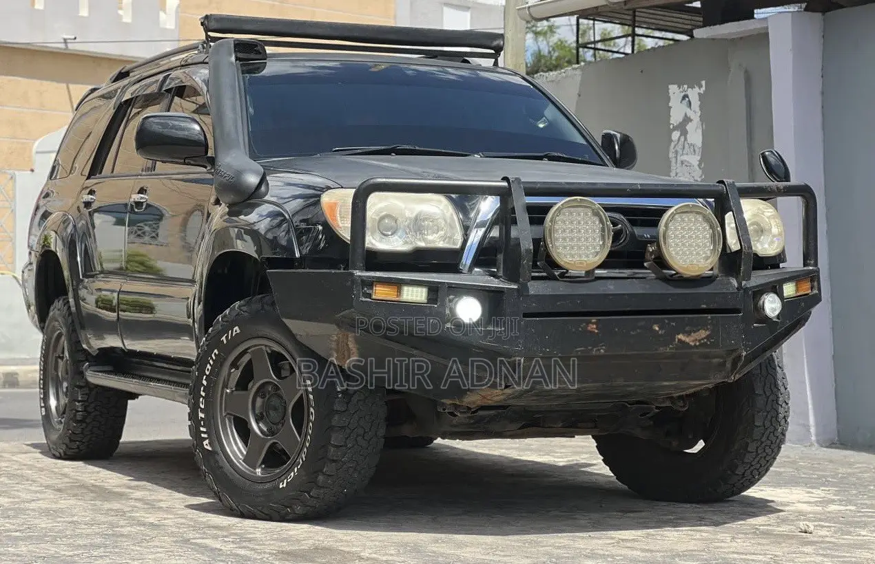 Toyota Hilux Surf 2.7 SSR 2005 Black