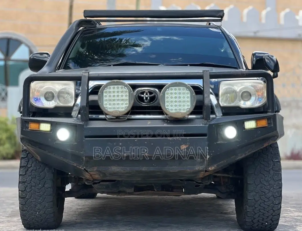 Toyota Hilux Surf 2.7 SSR 2005 Black