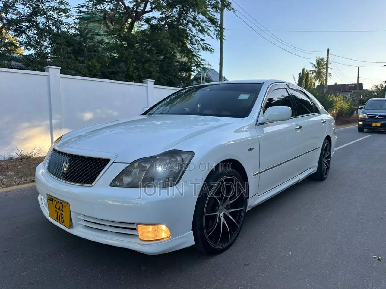 Toyota Crown Royale 2005 White