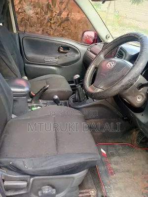 Suzuki Grand Vitara 1999 Red