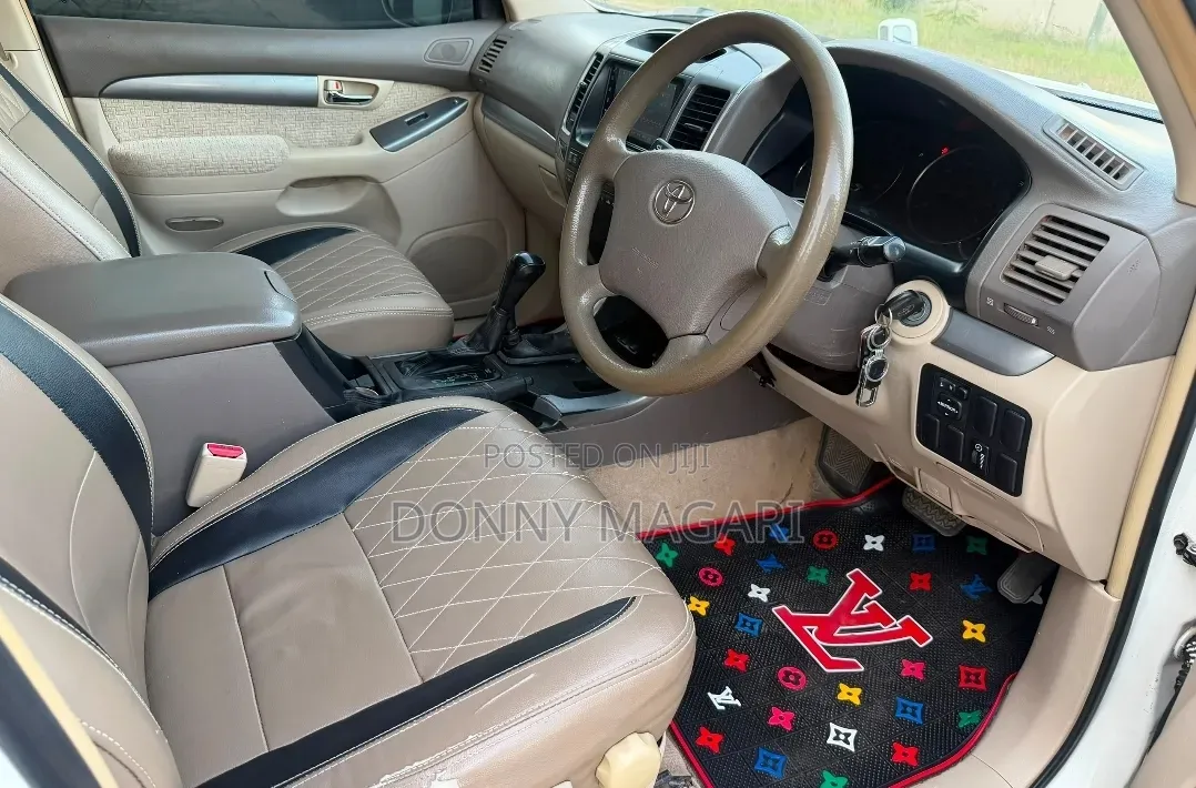 Toyota Land Cruiser Prado 2008 White