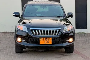 Toyota Vanguard 2013 Black