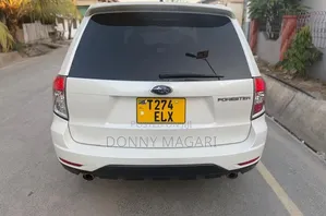 Subaru Forester 2009 White