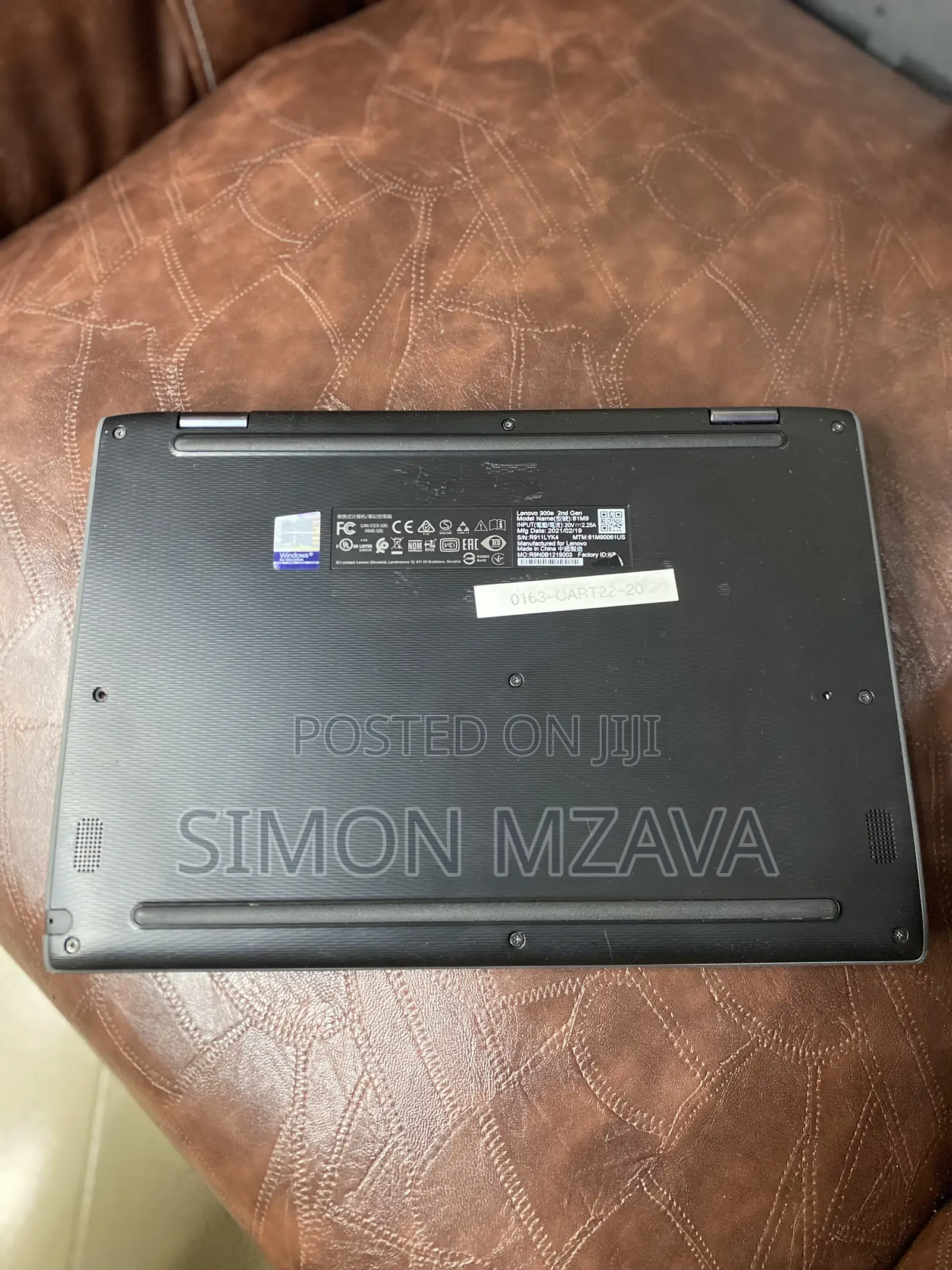 Laptop Lenovo 300e 4GB Intel Celeron SSD 128GB