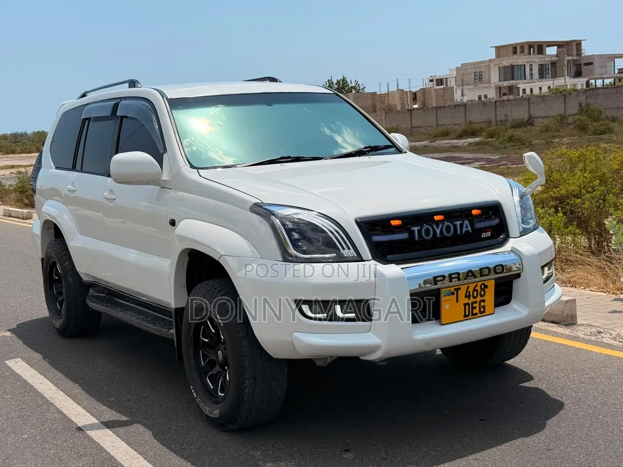 Toyota Land Cruiser Prado 2005 White